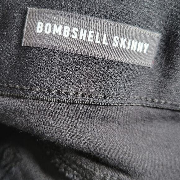 Torrid Black Distressed Bombshell Skinny Jeans, size 20R - Picture 6 of 6
